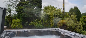3 bedroom accommodation in Kirkby cum Osgodby, near Market Rasen