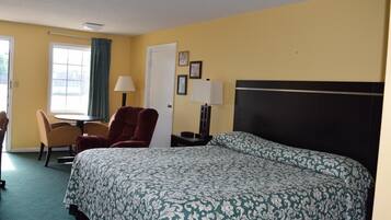 Cortinas blackout, ferros/tábuas de passar roupa, Wi-Fi de cortesia