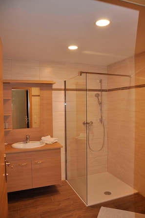 Haartrockner, Handtücher