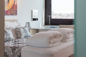 2 Schlafzimmer, Schreibtisch, Bügeleisen/Bügelbrett, kostenloses WLAN