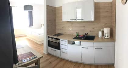 Wohnung 4 (1 Zimmer) - Meutzner Trassenheide, Villa Seute Deern