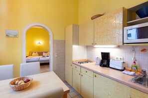 Fridge, microwave, highchair