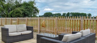 2 bedroom accommodation in Moreton, near Wareham