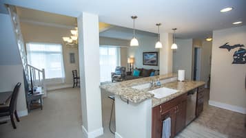 Smart TV, Hulu, lettore DVD, servizi in streaming