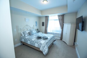 2 Schlafzimmer, Schreibtisch, Bügeleisen/Bügelbrett, kostenloses WLAN