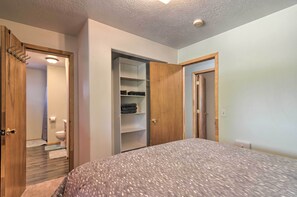 3 Schlafzimmer, Bügeleisen/Bügelbrett, Reisekinderbett, Internetzugang