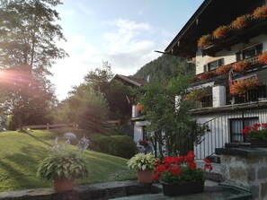 Property grounds - Vacation apartment yellow (online) - Haus Lohmann vacation apartments (Bayrischzell)