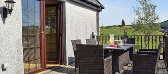 3 bedroom accommodation in Bonnybridge, near Falkirk