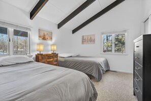 4 habitaciones, wifi gratis y ropa de cama 
