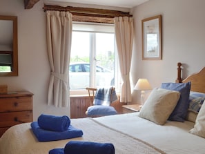 4 bedrooms, free WiFi, bed sheets