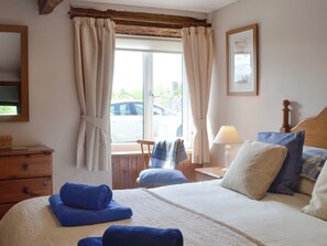 4 bedrooms, free WiFi, bed sheets