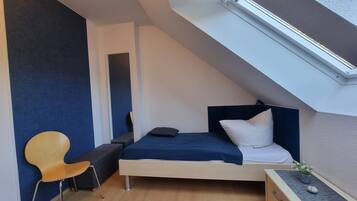 3 Schlafzimmer, Reisekinderbett, WLAN