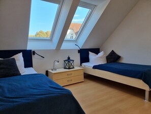 3 slaapkamers, reisbedje, wifi