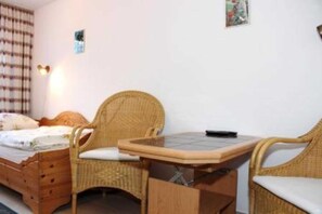 Uklassifisert bilde, 2 av 6, knapp