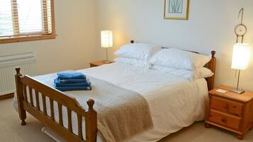 2 bedrooms, free WiFi, bed sheets