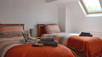 2 habitaciones, wifi gratis y ropa de cama