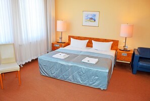 1 Schlafzimmer, Reisekinderbett, WLAN, Bettwäsche