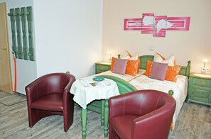 1 bedroom, WiFi, bed sheets - 03 Double room incl. breakfast - Bed and breakfast in Sellin (Sellin)