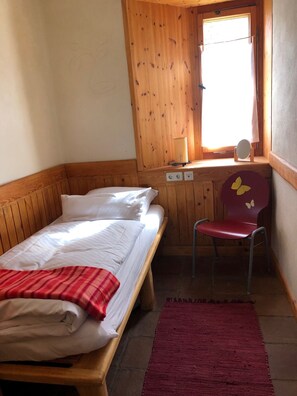 1 dormitorio, wifi, ropa de cama