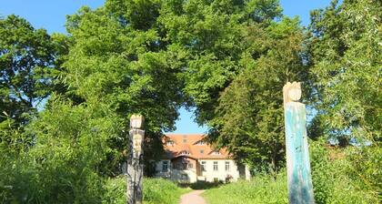 Zweibettzimmer 5 - türkis - Urlaub auf dem Biohof