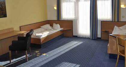 Doppelzimmer TWIN (1) - sleep & go Hotel Magdeburg GmbH