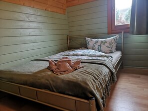 2 chambres, lit parapluie, Wi-Fi, draps fournis