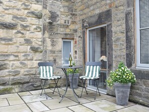 Outdoor dining - 2 bedroom accommodation in Addingham, near Skipton (Addingham, near Skipton)