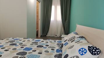 1 bedroom, desk, free WiFi