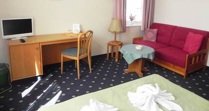 Doppelzimmer 25 - Domkes Hotel Garni Haus an der See