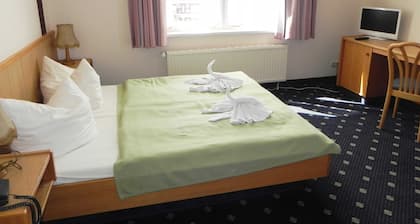 Double room 25 - Domkes Hotel Garni Haus an der See