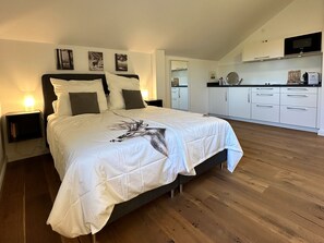 1 bedroom, iron/ironing board, WiFi, bed sheets - Castle Studio WE 28 - Hohendorf Castle (Groß Mohrdorf)