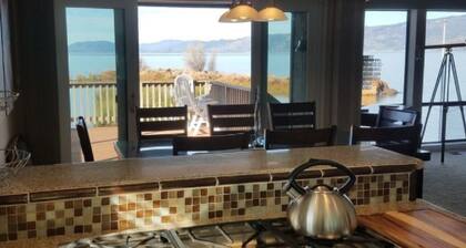 LAKEFRONT LUJO! HISTORIA PRIVADA DE 3 HABITACIONES, 3 HABITACIONES junto a Soda Hot Springs