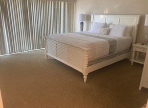 3 bedrooms, desk, free WiFi, bed sheets