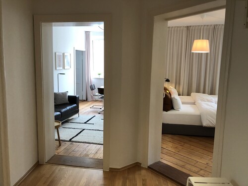 zentral, ruhig  & neu: charmante Wohnung im Textilviertel 