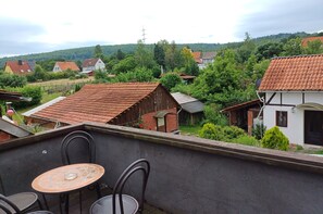 Unclassified image, 2 of 16, button