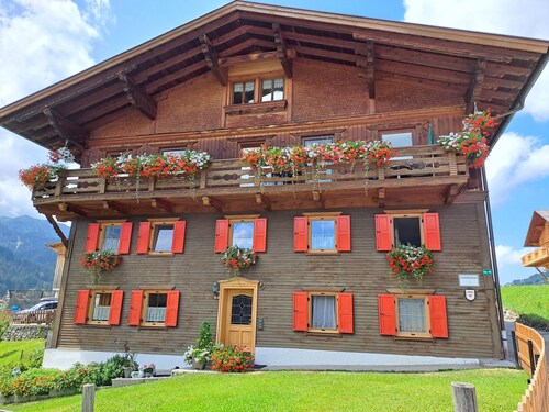 Apartment 2 - House Peintner