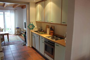 Køleskab, mikrobølgeovn, ovn, opvaskemaskine