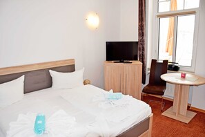 Unclassified image, 4 of 13, button