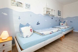2 bedrooms, WiFi, bed sheets
