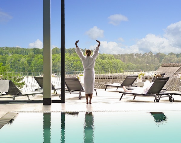 Piscine couverte, piscine chauffée