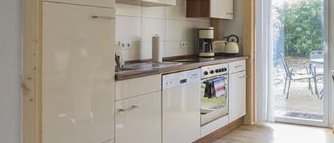 Kühlschrank, Ofen, Geschirrspüler