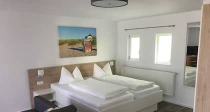 Wohnung 9 (1 Zimmer) - Meutzner Trassenheide, Villa Seute Deern