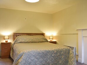 2 bedrooms, bed sheets