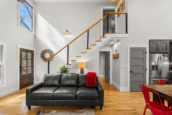 Smart TV, fireplace, video games