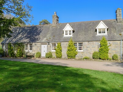 Tressady Coach House