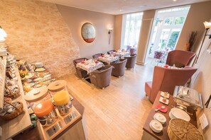 Unclassified image, 5 of 16, button - Double room *** - Aparthotel Waldfrieden (Sellin)