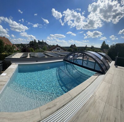 4 **** Holiday apartment castle view sauna pool jacuzzi private - 4 stars