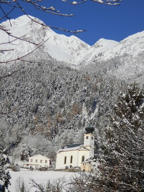 Unclassified image, 3 of 26, button