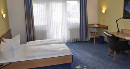 Frenchzimmer (1) - sleep & go Hotel Magdeburg GmbH