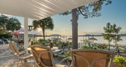 PETS WELCOME VERY QUIET on the Water of PNS Bay minutes from Navarre Beach